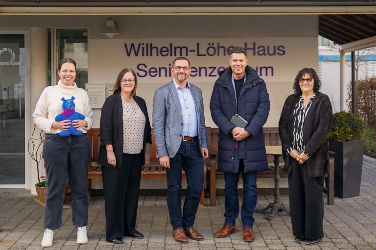 Oliver Schulte zu Besuch im Wilhelm-Löhe-Haus.