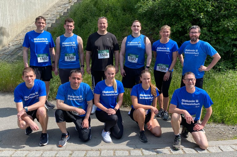 Gruppenbild der Teilnehmer des MainCityRun