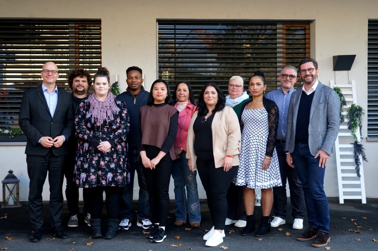 Die Beteiligten nach der Unterzeichnung der Integrationserklärung in Bad Kissingen