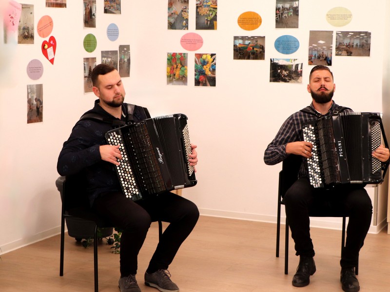 Musikalische Weltreise in der Tagespflege der Diakonie in Niederwerrn